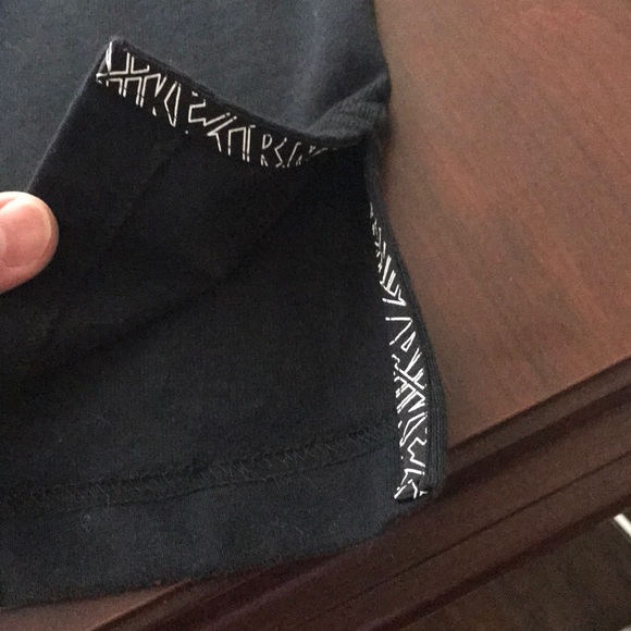 SOLD - Nike long sleeve NWT - Picture 3 of 5